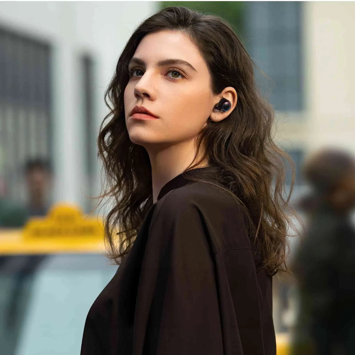 Y700 Balanced, Charging Case, Lenovo Connect, True 5.2 Compatible Black, Bluetooth with UrbanX Bluetooth + Water Connection, Bass Earbuds (2023) Dual Boost Legion Wireless IPX5 Resistance,
