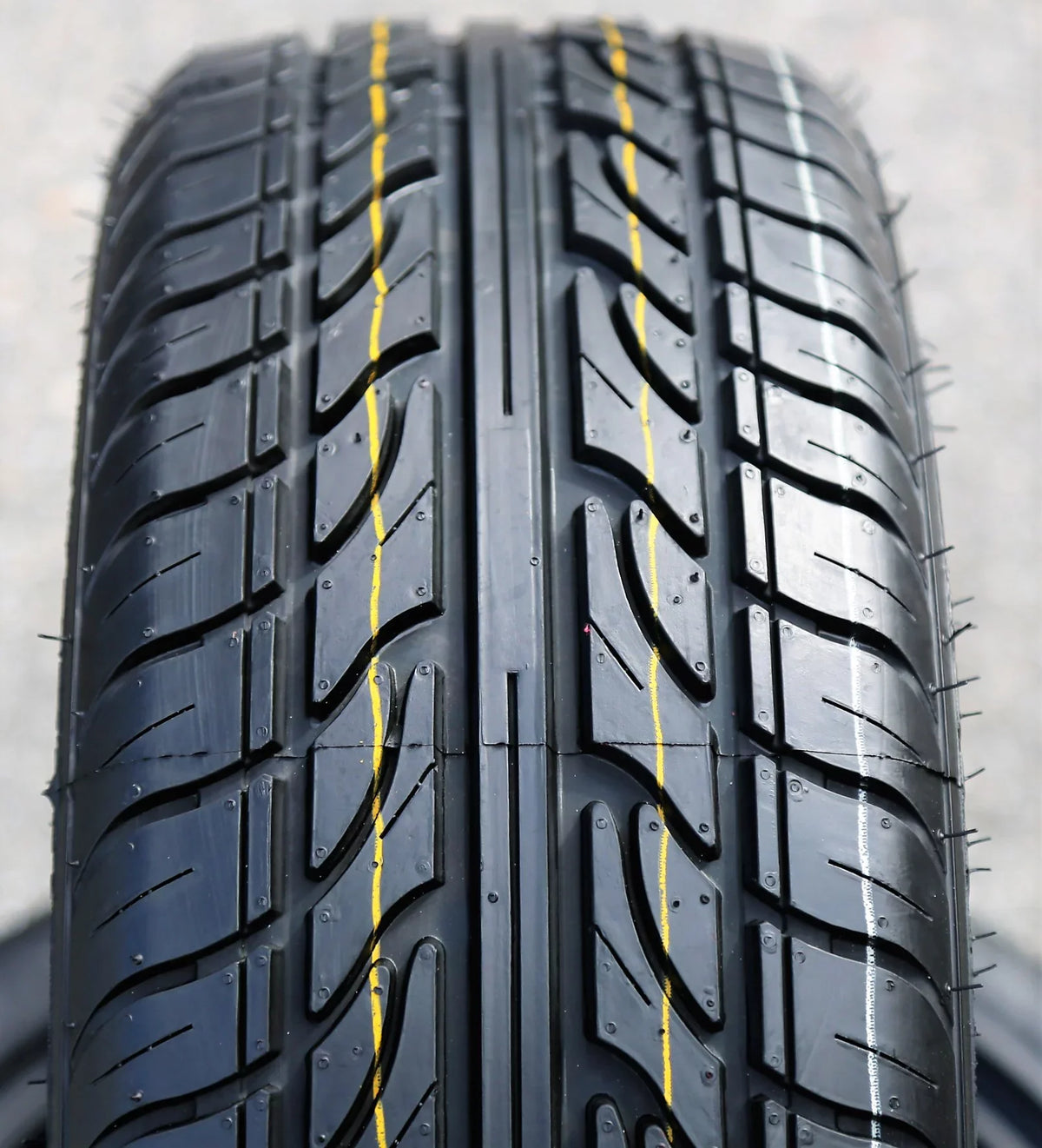 Performance 84V HD921 Racing of Cabrio 500 Tire 4 Fits: Fiat Haida 500 Set Fiat (FOUR) XL 2013-18 2012 195/45R16 Abarth Abarth,