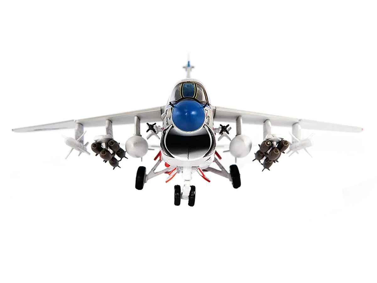 Wings Blue "VA-93 (1979) United A-7E Attack Blazers 1/72 Aircraft Vought Diecast JC States Midway" Model Navy Corsair II by USS